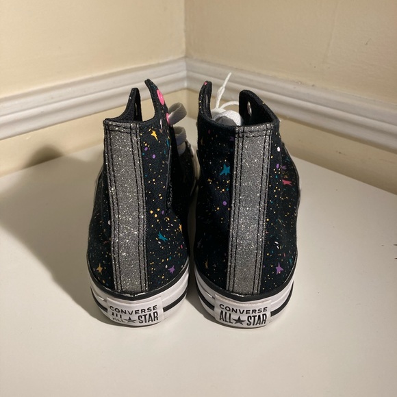 Converse Chuck Taylors - Picture 5 of 9